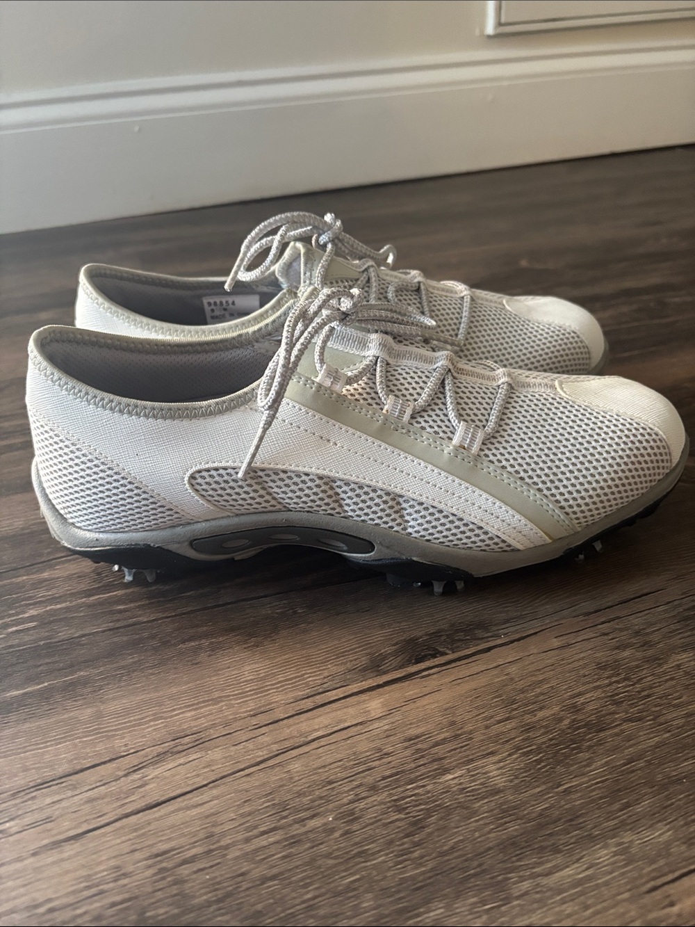 FootJoy Summer Series Women's Golf Shoes Size 9.5 White Gray Mesh Spikeless